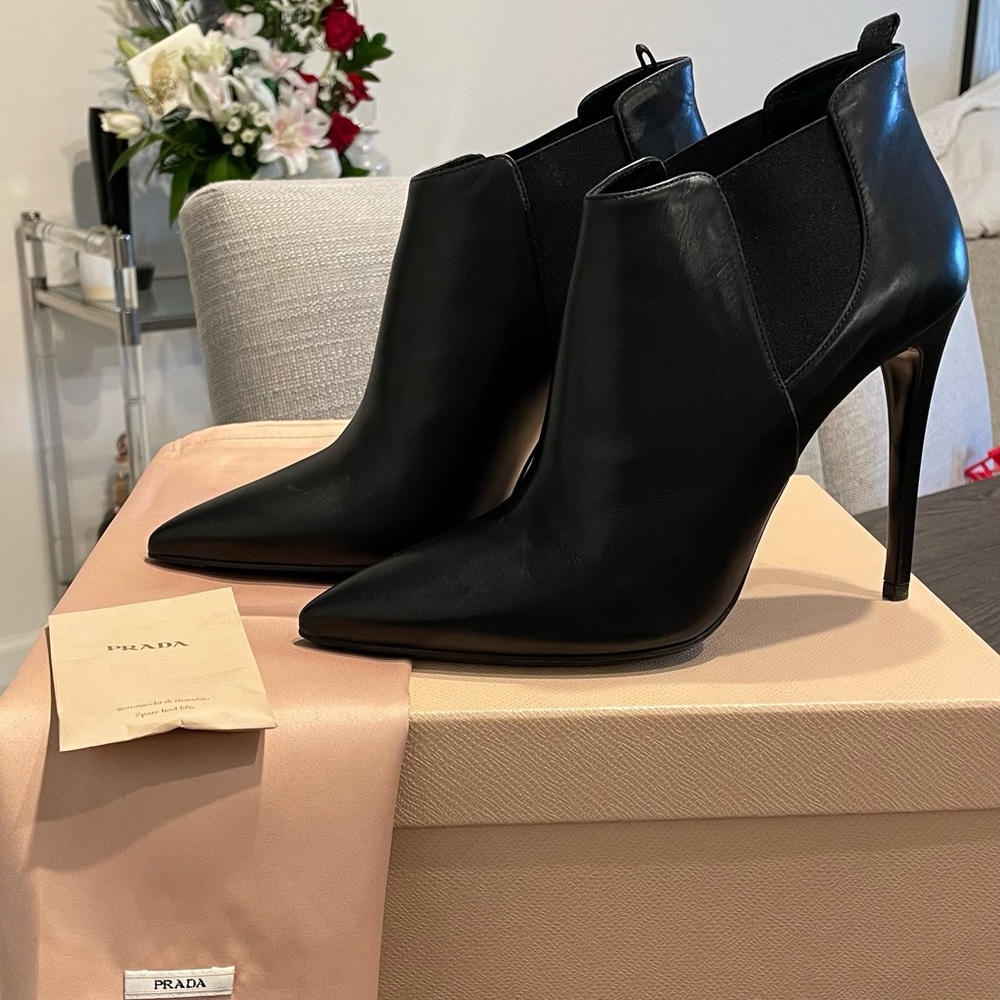 Prada booties size 40